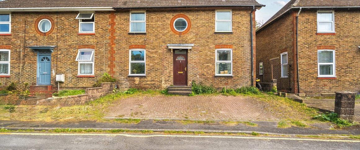 5 bedroom semi-detached house to rent - Photo 1
