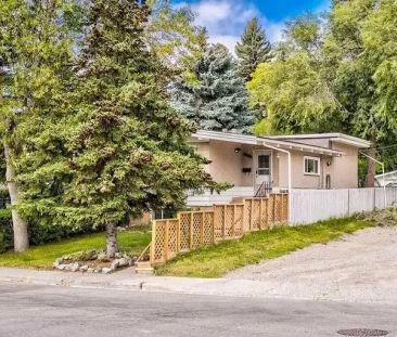 Cozy 2bed/1bath Basement Unit | Rosehill Dr NW, Calgary - Photo 1