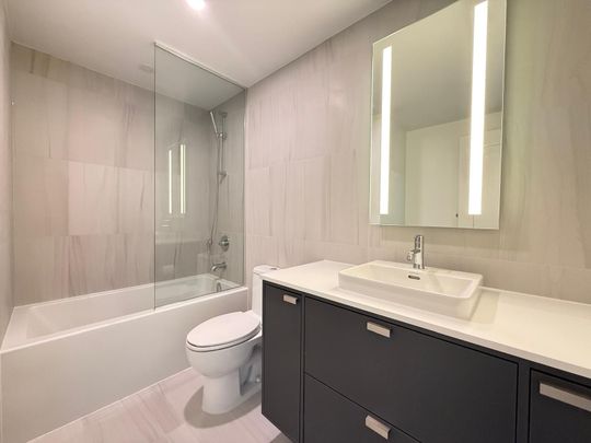 For Lease - 259 The Kingsway N/A Unit# 411, Toronto, Ontario - Photo 1