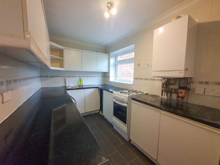 2 bedroom flat to rent - Photo 5