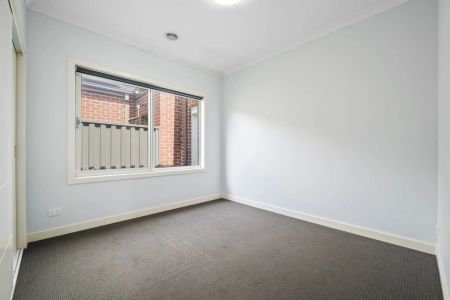 Family Home in the Heart of Heartlands Estate - Photo 4