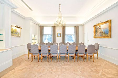 Beautiful four bedroom home in the heart of Kensington. - Photo 5