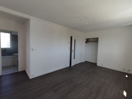 Location Appartement 3 pièces 48m² TROYES 10000 - Photo 5