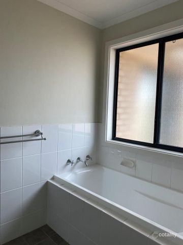 31B Viscount Slim Avenue - Photo 5