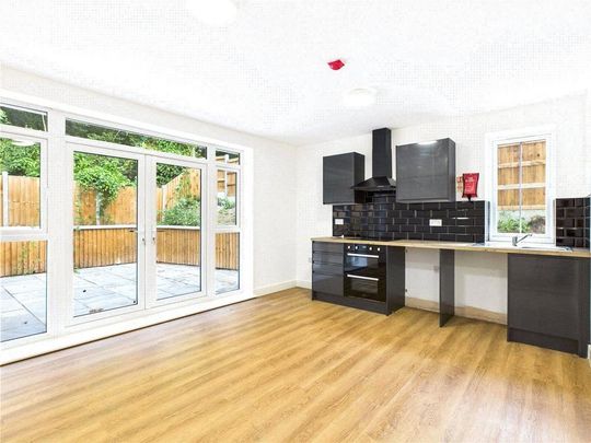 House share to rent - Photo 1