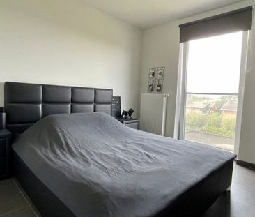Appartement te huur in Tielt voor € 700 met 1 slaapkamer - Photo 2