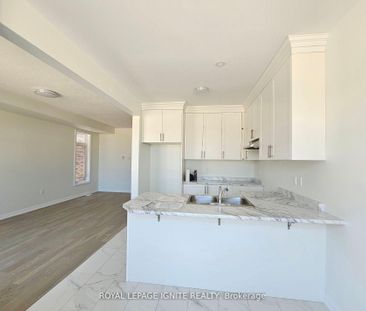 For Lease - 61 Copperhill Heights, Barrie, Ontario - Photo 6