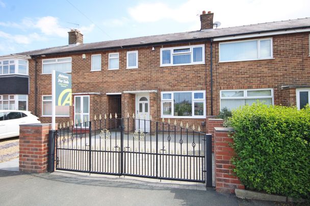 Windermere Avenue, Warrington - Photo 1