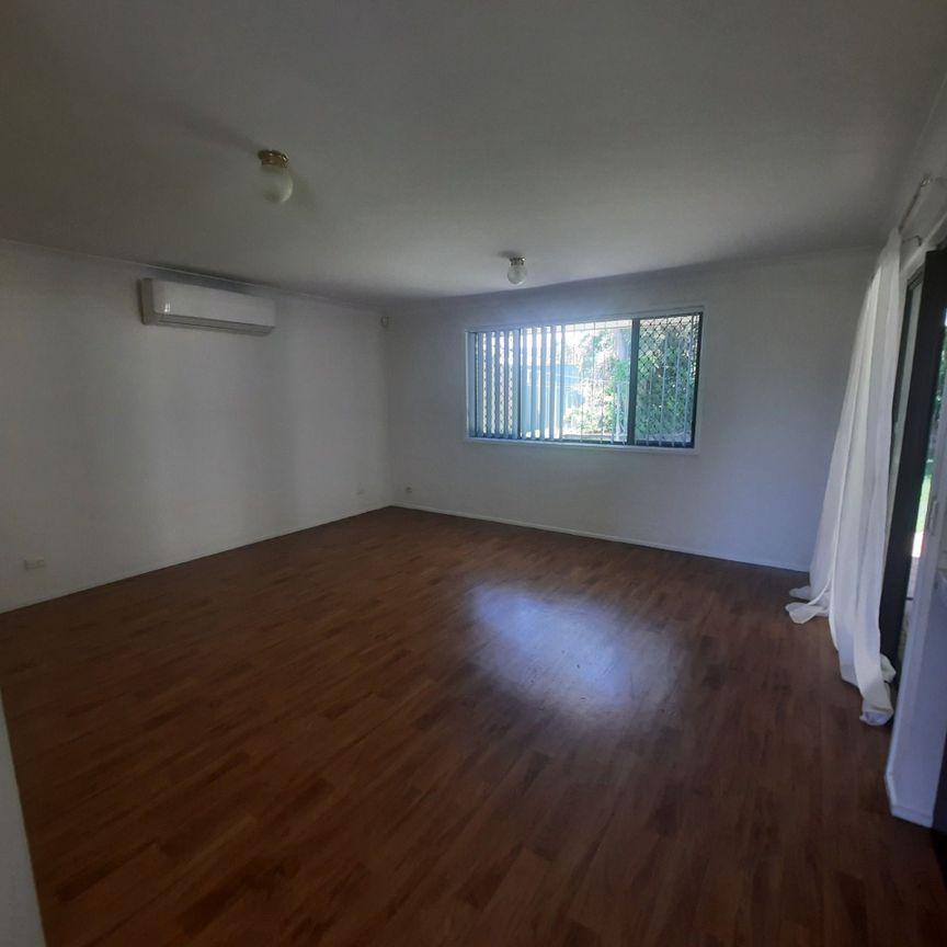 Lowset Brick Family Home - Photo 1