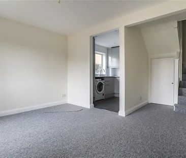 1 bedroom terraced house to rent - Photo 2