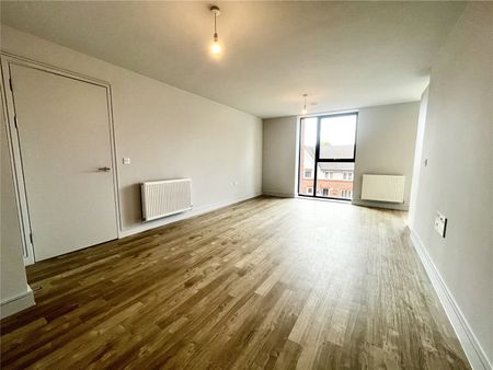 2 Bedroom - Photo 3