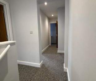 3 bedroom property to rent in Eastbourne - Photo 3