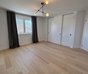 For Lease - 851 Sweetwater Crescent, Mississauga, Ontario - Photo 3