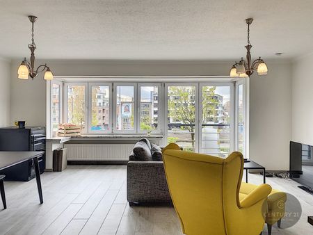 Prachtig gerenoveerd appartement vlakbij het Heldenplein - Photo 2