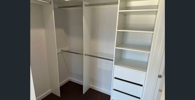 Brand-New 4 bedroom dream home - Photo 1