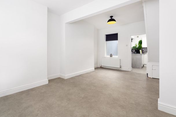 2 Bed Terraced House, Dentwood St, L8 - Photo 1