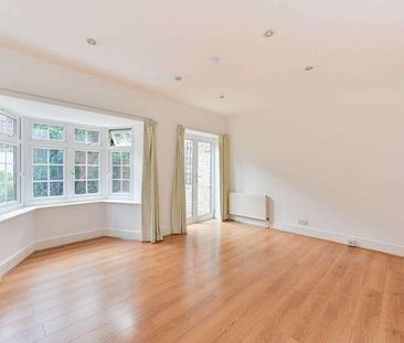 St Johns Wood Terrace, St John's Wood, NW8 - Photo 2