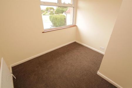 24 Knockview Drive, Tandragee, Craigavon, BT62 2BH - Photo 2