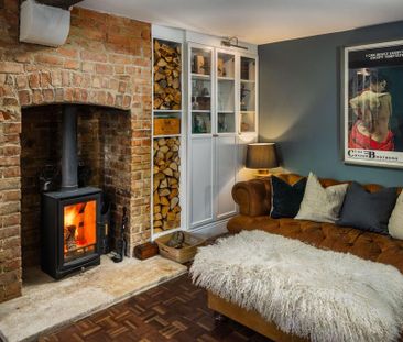 3 bedroom terraced house to rent - Photo 2