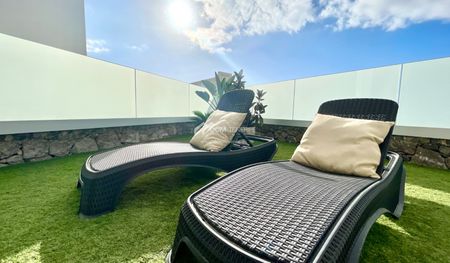 Apartamento · Alquiler a largo plazo · - Photo 3