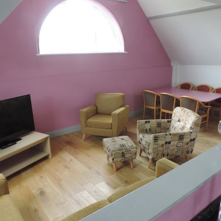 7 bedroom house to rent - Photo 3