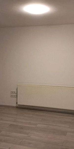 1zimmerwohnung oder Büroraum oder montagezimmer 6 km teilort loss - Photo 2