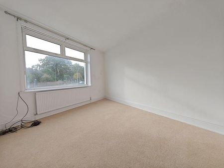 4 bedroom maisonette to rent - Photo 4