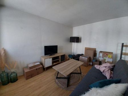 Location Appartement 2 pièces 38m² BORDEAUX 33000 - Photo 4