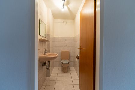 Charmante 4-Zimmer-Maisonette-Wohnung im 5. Obergeschoss in Riehen - Photo 3
