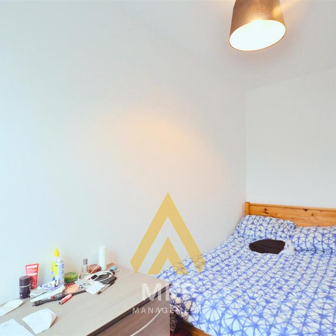 5 bedroom terraced house to rent - Photo 1