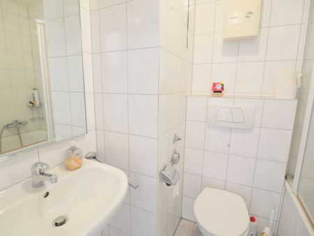 Schöne 2-Zimmerwohnung mit zwei Balkonen und guter Anbindung in Aachen! - Foto 3