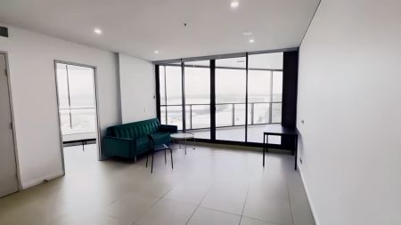 3 bed 2 bath*603 - Photo 2