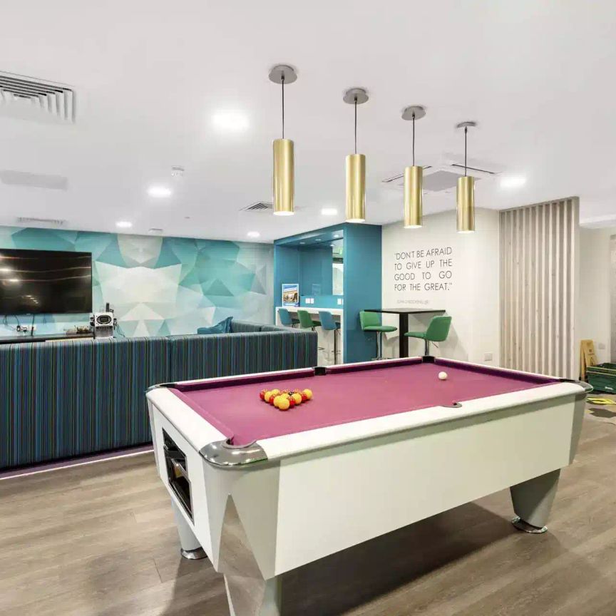 Standard Studio - Photo 1