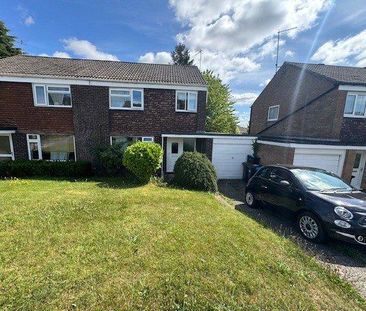 3 bedroom semi-detached house to rent - Photo 1