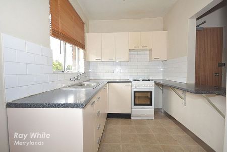 Right on the border of Parramatta CBD! - Photo 5