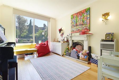 4 bedroom terraced house to rent - Photo 3