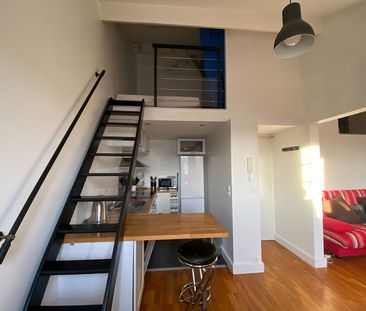 Location Appartement 1 pièce 31m² - Photo 2