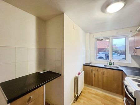 1 bedroom apartment to rent - Photo 5