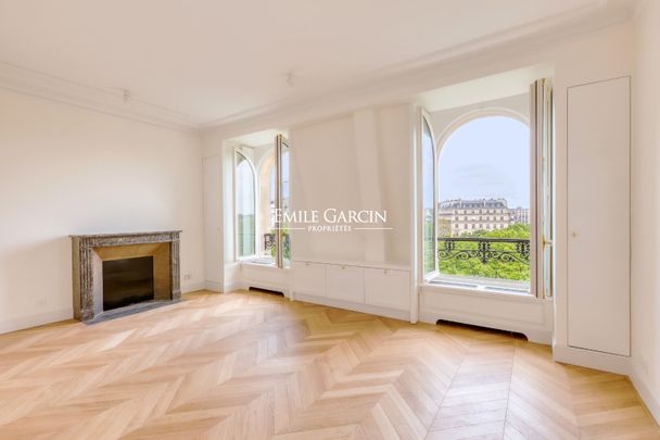 Tout savoir sur cet appartement dans le quartier Triangle d'Or, à Paris 8ème - Photo 1