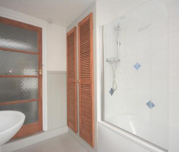 2 bedroom terraced house to rent - Photo 6