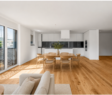 Moderne, grosszügige und helle Attikawohnung - Photo 1