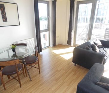 2 bedroom apartment to rent - Photo 3