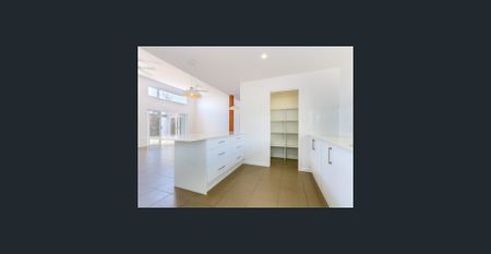 SEASIDE ECO-HOME WITH SOLAR + POOL + 200M TO THE SURF - Photo 5