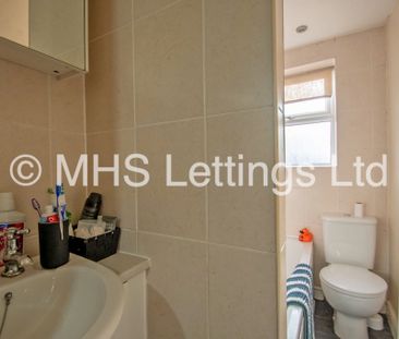 Flat B, Regent Lodge, Leeds, LS6 2DZ - Photo 1