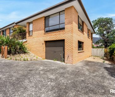 Charming 2-Bedroom Villa Unit - Freshly Renovated! - Photo 1