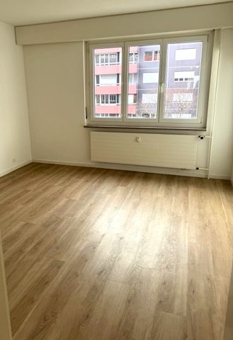 "Grosszügige 3.5 Zimmerwohnung am Wiesenplatz mit 2 Balkonen" - Foto 3