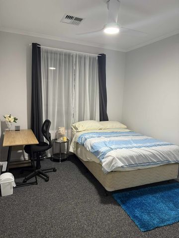 4-bedroom shared house / townhouse, Murray street - Photo 3