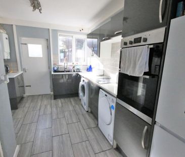 3 bedroom townhouse to rent - Photo 6