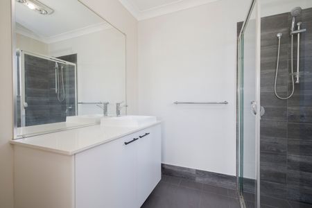 13 Sandcastle Street, Fern Bay NSW 2295 - House For Rent | Domain - Photo 2