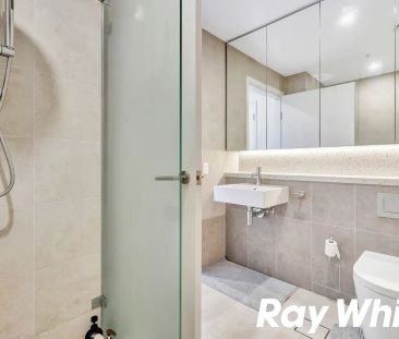 “READY TO MOVE IN FURNISHED One Bedroom Apartment - Walking Distanc... - Photo 6